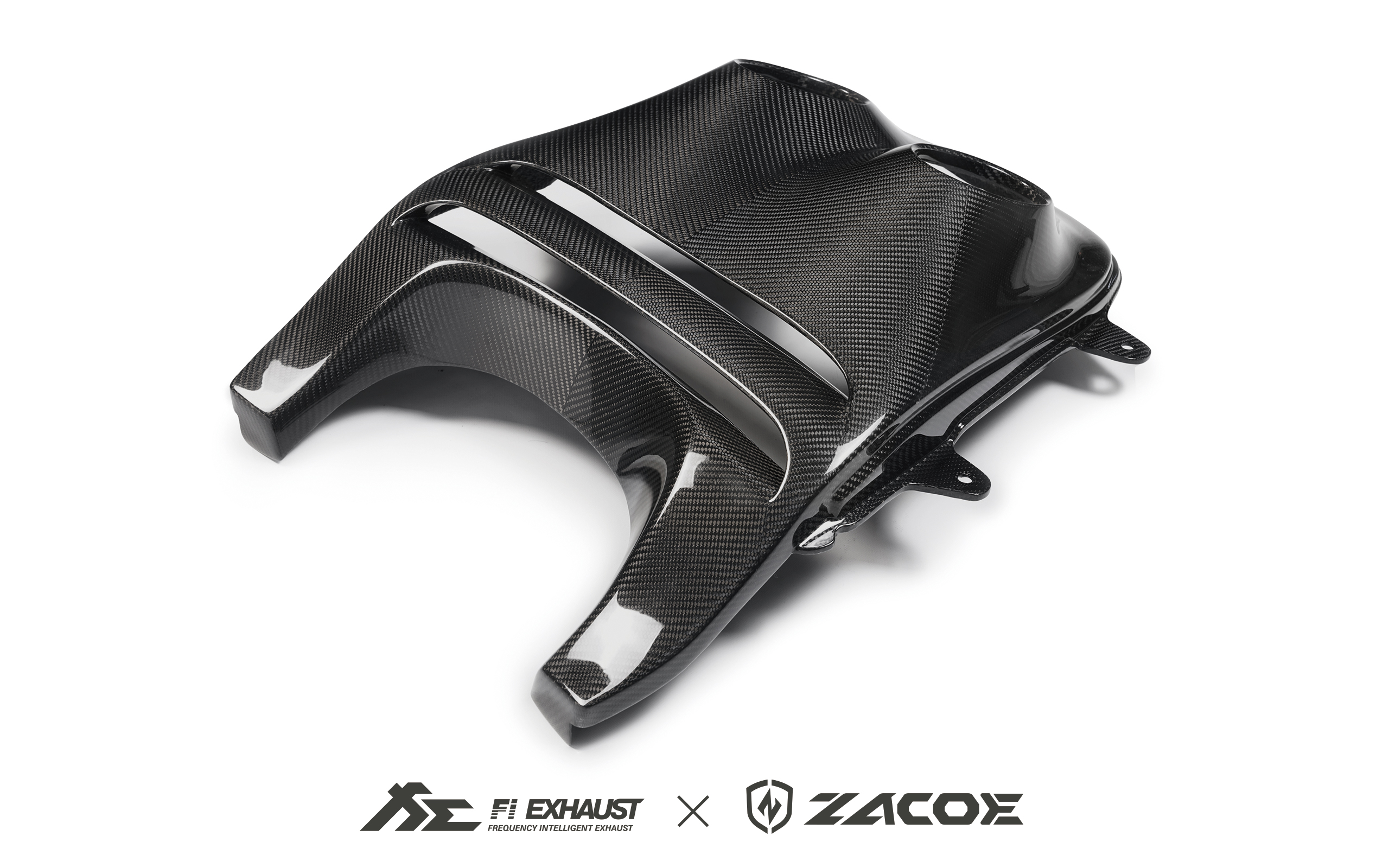 ZACOE carbon fiber exhaust cover for McLaren 650S.