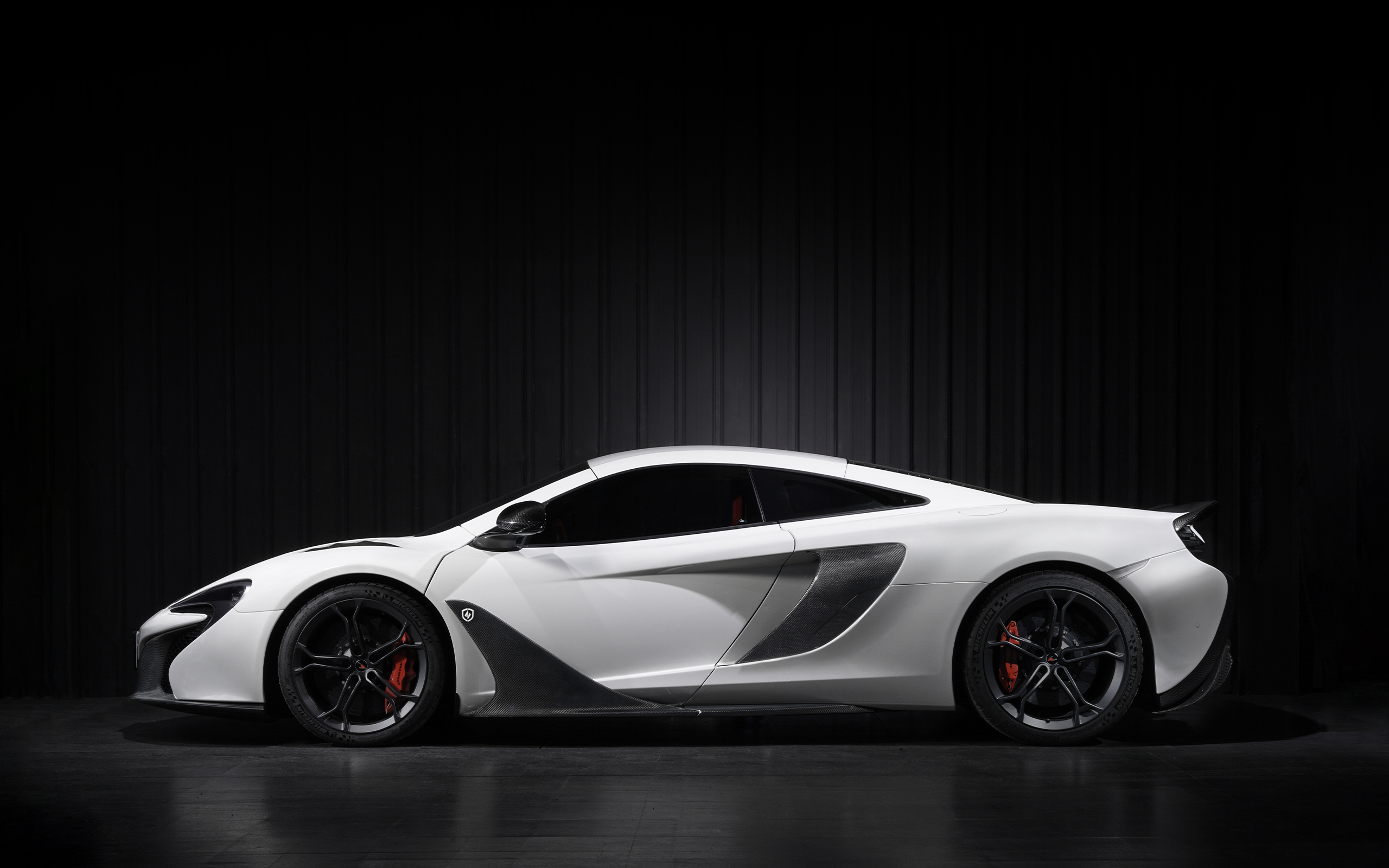 McLaren 650S with bodykit by ZACOE