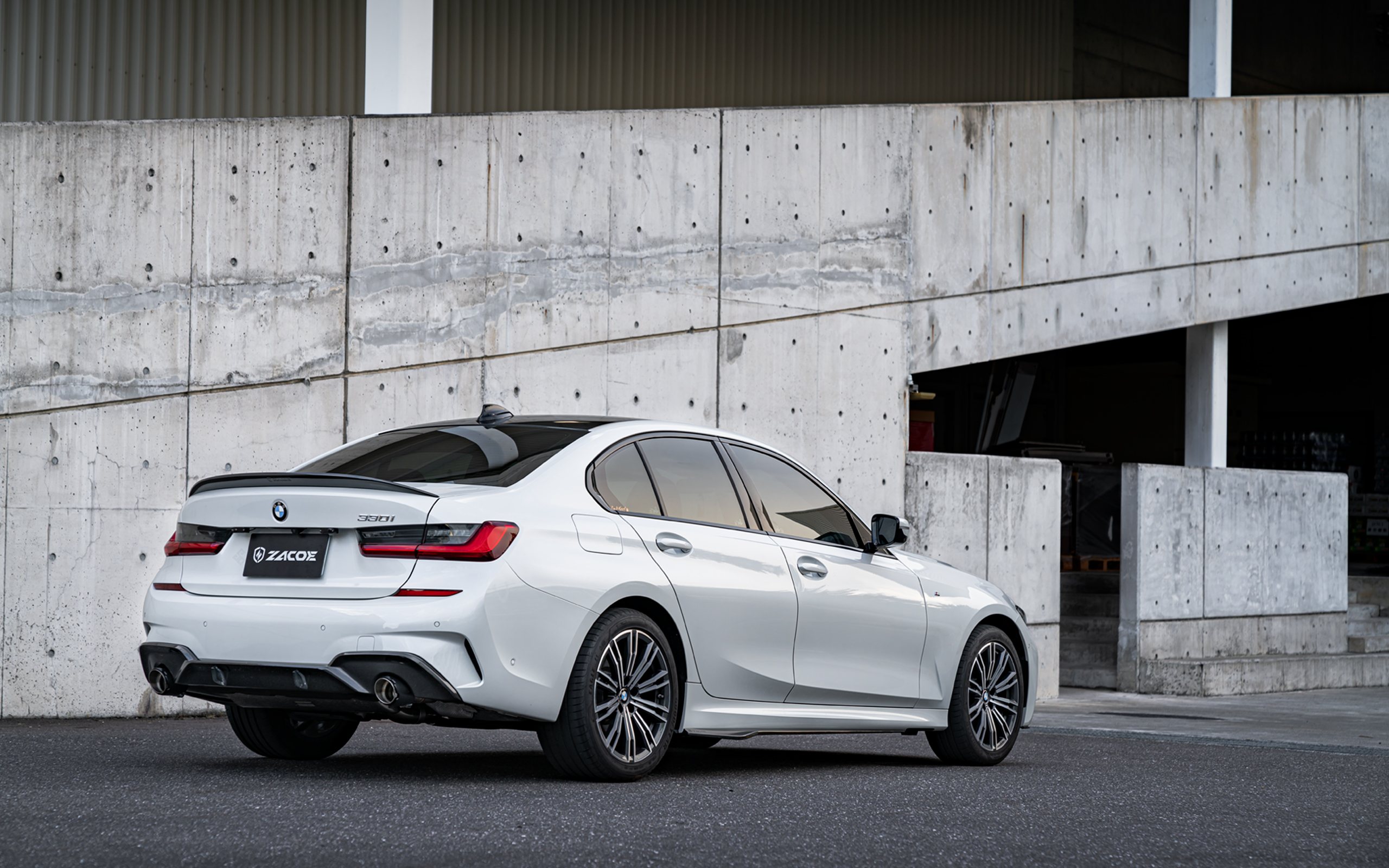 BMW 330i with bodykit by ZACOE