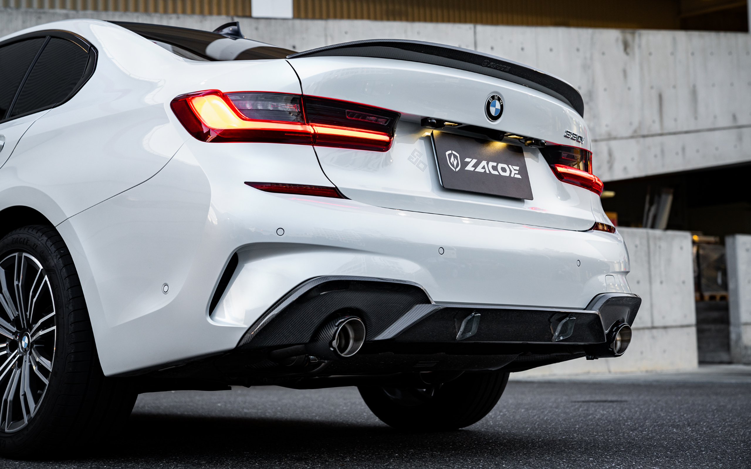 BMW 330i with bodykit by ZACOE