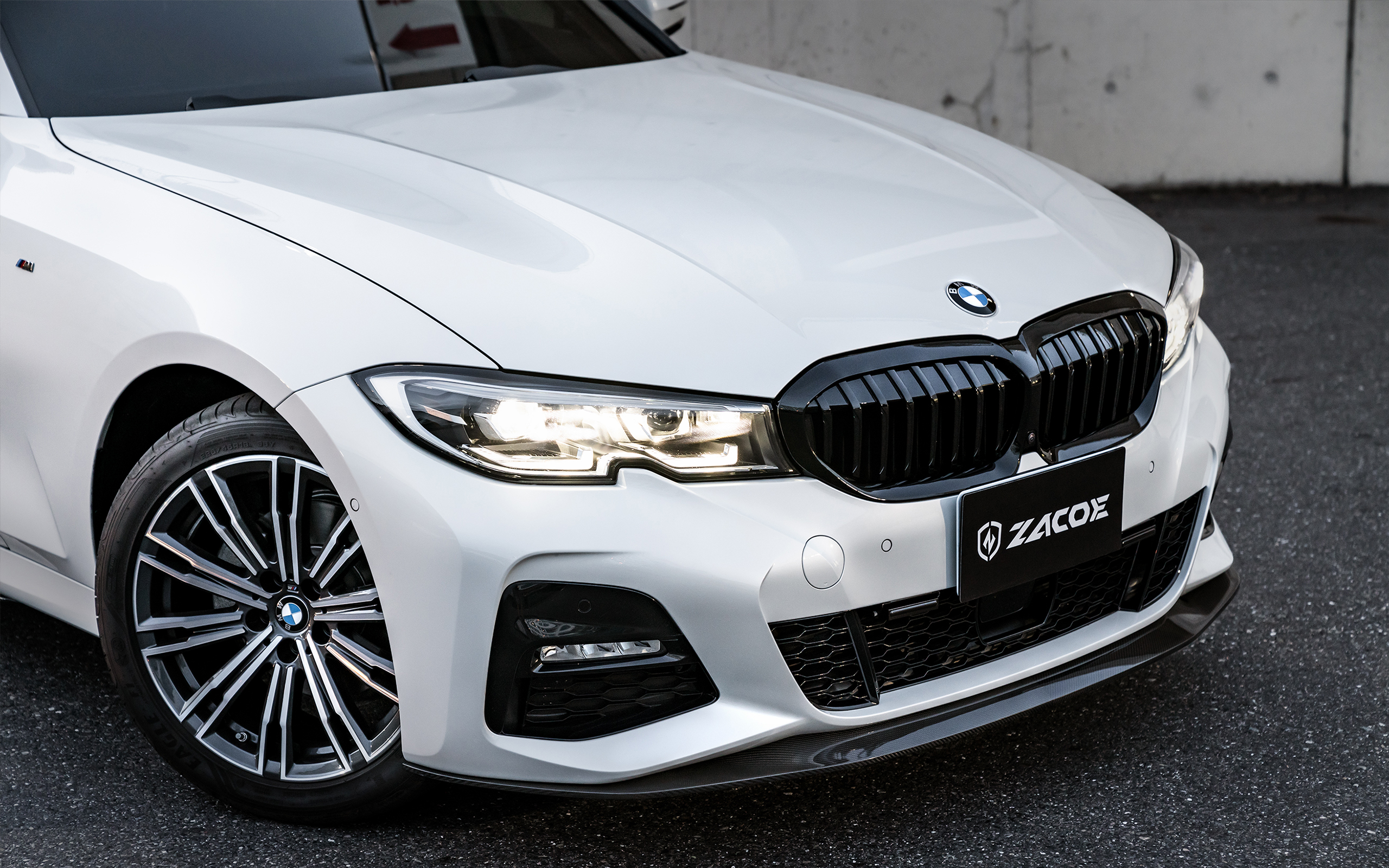 BMW 330i with bodykit by ZACOE
